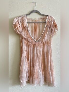 Rosa & rose  Blush Pink V-Neck Peasant Top